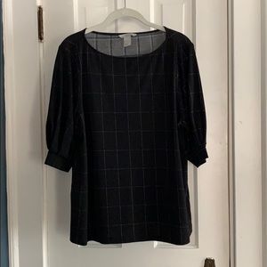 NWOT H&M cuffed top